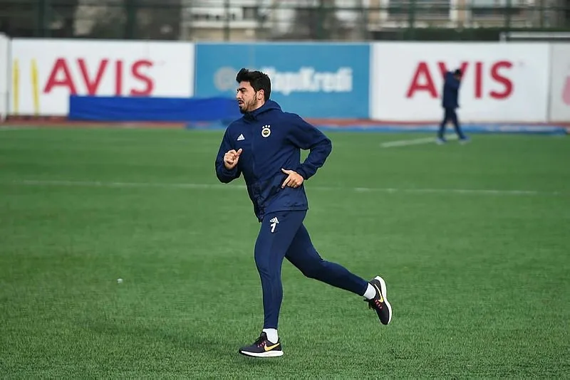 Ozan Tufan Dereagzi Nda Calisiyor Spor Haberleri