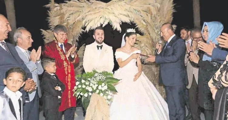 Alanya’da özel düğün