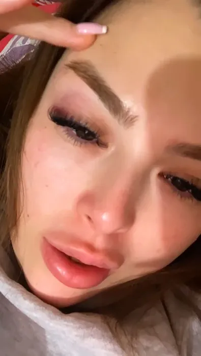 Ayrıldığı eski sevgilisine dehşeti yaşattı! Onur Mutkan darp ettiği genç kadının kapısına dayanıp tehditler savurdu: Bana tezgah kuruyorsun ha. Ben sana göstereceğim…