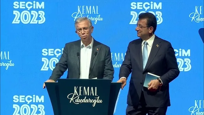 7li-koalisyonda-secim-sonucu-kavgasi-imamoglu-yalani-ortaya-cikinca-tehdide-basladi-1684828747379.jpg 7'li koalisyonda seçim sonucu kavgası! İmamoğlu yalanı ortaya çıkınca tehdide başladı