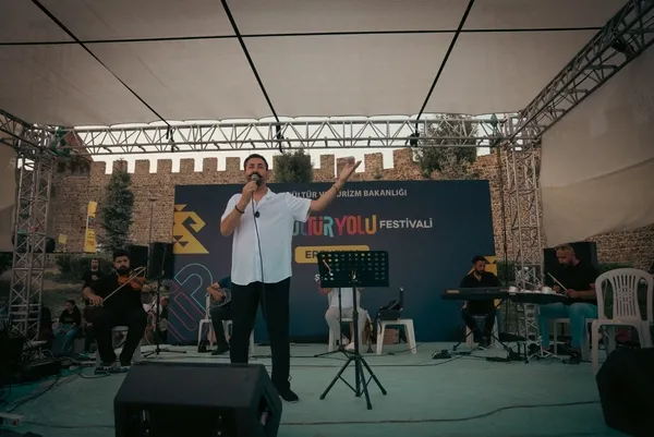 erzurum-kultur-yolu-festivalinde-herkes-icin-kultur-sanat-1755776693773.jpg
