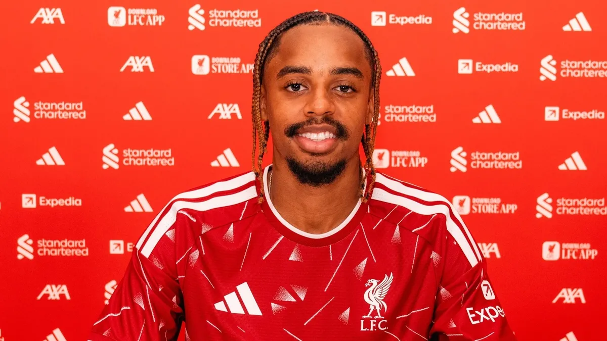 Liverpool, Bradley Barcola’yı duyurdu! Tarihe geçen bonservis…