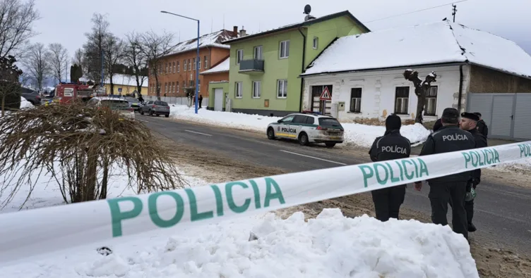 Slovakya’da okulda dehşet: Bıçaklı saldırıda 1 ölü, 2 yaralı