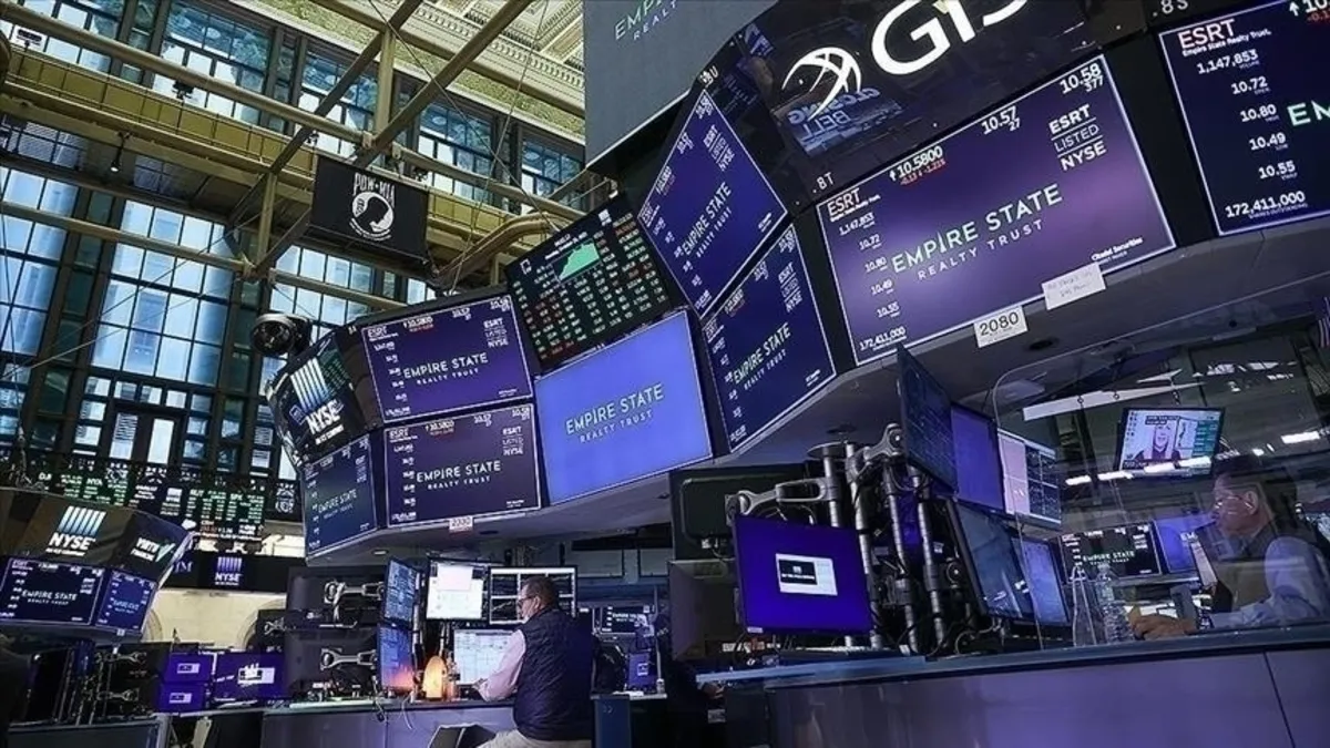 Küresel Piyasalarda Fırtına Öncesi Sessizlik: Dolar ve Borsa İstanbul'da Kritik Dönemeç!