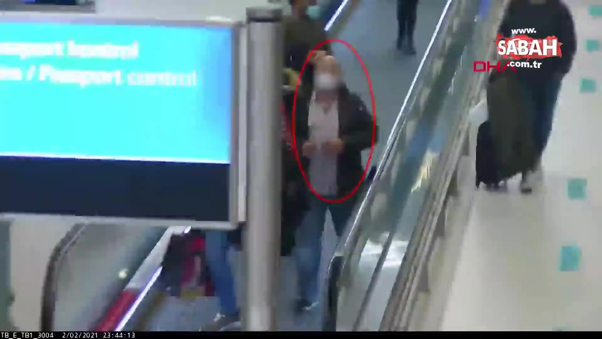 https www sabah com tr video yasam istanbul havalimaninda operasyon napolyon donemine ait altin paralarla yakalandi video