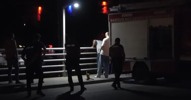 Samsun’da asma köprüde intihar girişimi
