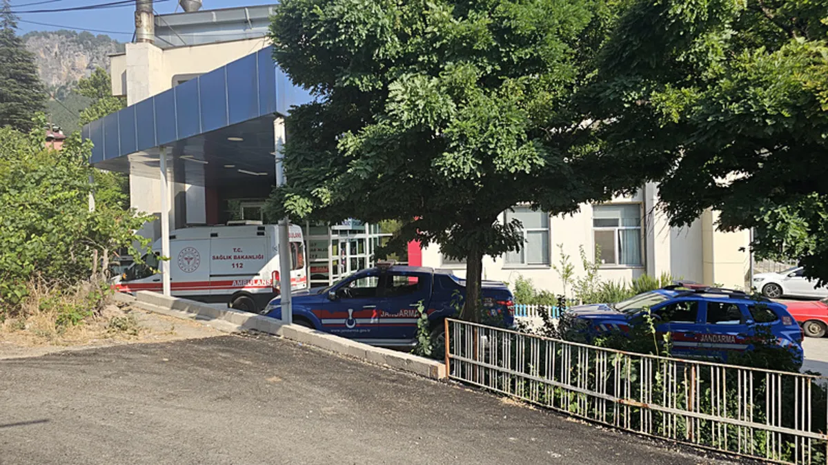 Bebeğini emzirip yatırmıştı: 1 aylık talihsiz yavru hayatını kaybetti! Bebeğini emzirip yatırmıştı: 1 aylık talihsiz yavru hayatını kaybetti!