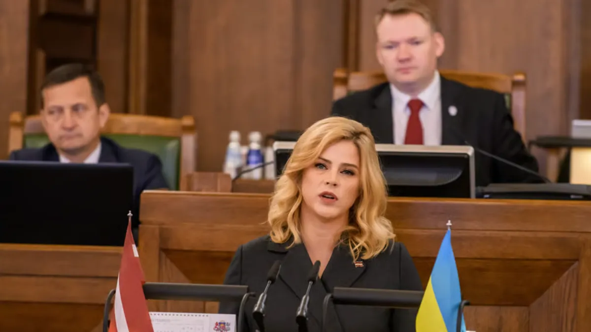 Letonya Başbakanı Silina istifa etti