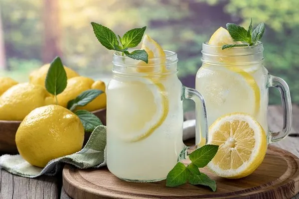 seker-kullanmadan-da-harika-oluyor-iste-saglikli-limonata-tarifleri-1748413130661.jpg