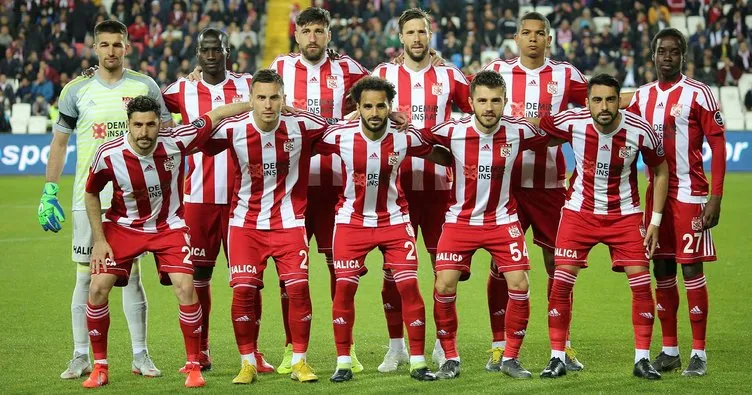Sivasspor’da 12 oyuncunun sözleşmesi bitiyor