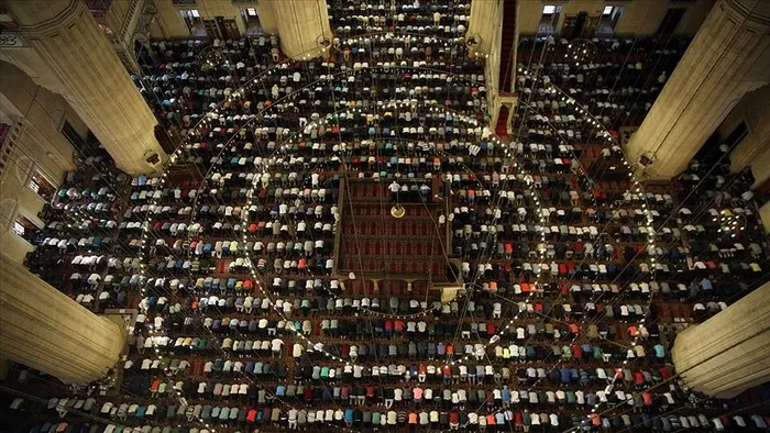 cankiri-bayram-namazi-saat-kacta-diyanet-ile-27-mayis-carsamba-2026-cankiri-bayram-namazi-saati-1779784104274.jpg