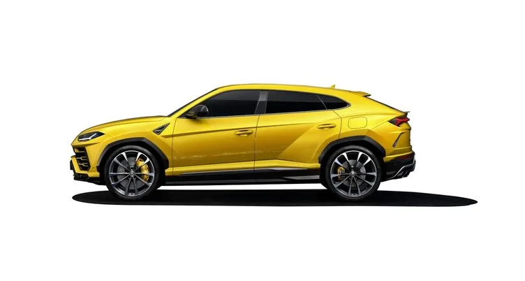 Lamborghini Urus resmen tanıtıldı