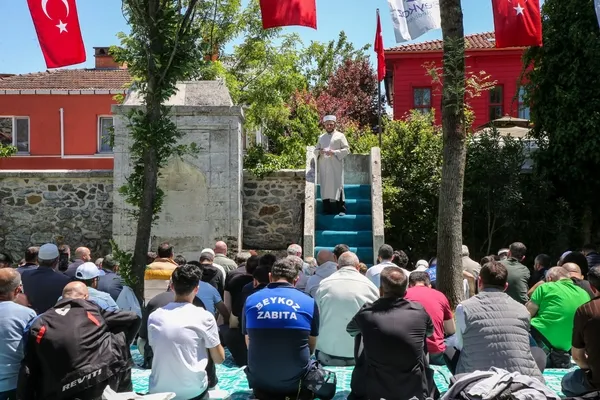 istanbulun-fethinin-573-yilinda-tarihi-namazgah-yeniden-ibadete-acildi-1780067665024.jpg