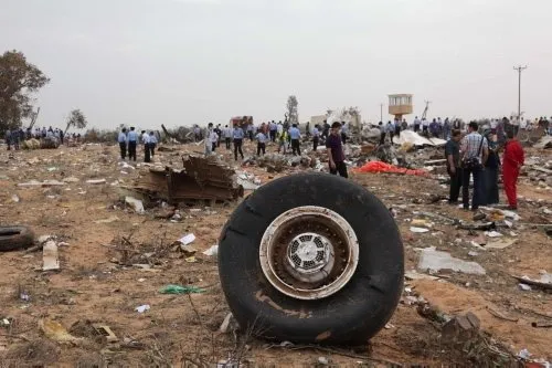 Libya’da uçak düştü