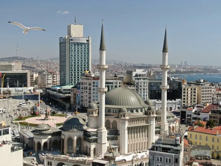 Taksim Camii Ramazan’a hazırlanıyor! İnşaatın sonuna gelindi işte son hali!