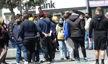 Taksim’de şoke eden anlar!  Turistler ve satıcılar birbirine girdi