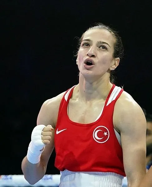 Buse Naz Çakıroğlu kimdir, aslen nereli, kaç yaşında? Altın madalya kazanan boksör Buse Naz Çakıroğlu hayatı ve biyografisi