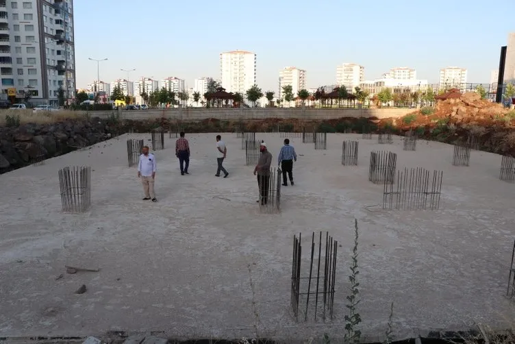 HDP’li belediyenin cami yapımını durdurma kararı valiliği harekete geçirdi.