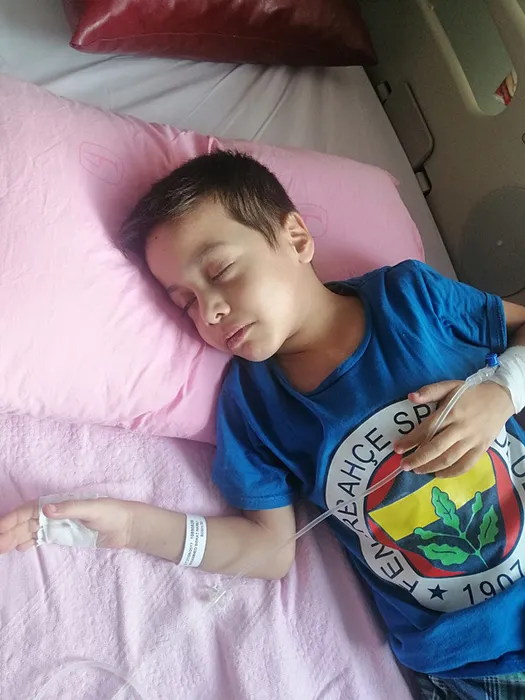 Galatasaraylı Yiğit Kurt’un kalbi Fenerbahçe taraftarı Muhammed Berat Namlı’da yaşayacak: Bir kalpte iki takım yaşayacak!