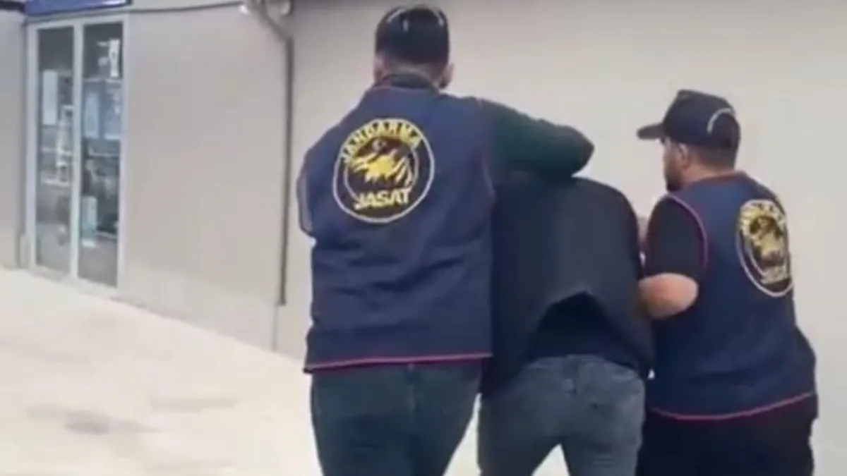 Emniyet ve jandarmadan ortak operasyon: Ankara’da aranan 103 kişi yakalandı! Emniyet ve jandarmadan ortak operasyon: Ankara’da aranan 103 kişi yakalandı!