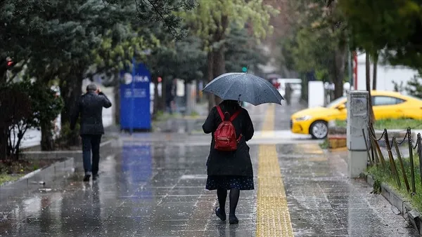 son-dakika-haberi-meteorolojiden-cok-sayida-il-icin-sari-ve-turuncu-kodlu-uyari-kuvvetli-saganak-geliyor-1628886022522.jpg