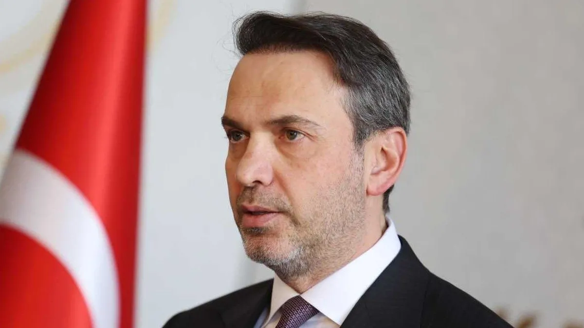 Bakan Bayraktar açıkladı: Doğal gaz ve elektriğe zam gelecek mi? Bakan Bayraktar açıkladı: Doğal gaz ve elektriğe zam gelecek mi?
