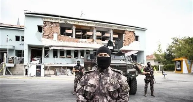 15 Temmuz’un kahraman polisleri Sabah’a konuştu! Yakaladıklarımızın ilk olarak üniformalarını çıkardık