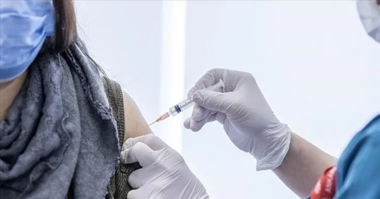 Valilikten aşı farkındalığı için çalışma: İstanbul esnafı aşı oluyor