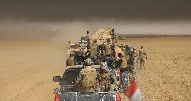 Musul’un girişinde Irak ordusu ile DEAŞ arasında yoğun çatışma