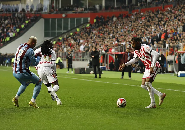 canli-izle-turkiye-kupasinda-samsunspor-trabzonspor-maci-1776961889906.jpeg