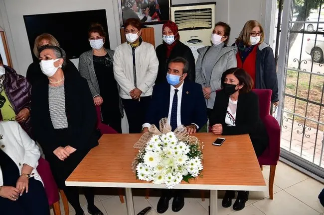 Çetin: Yaşlılarımız başımızın tacıdır