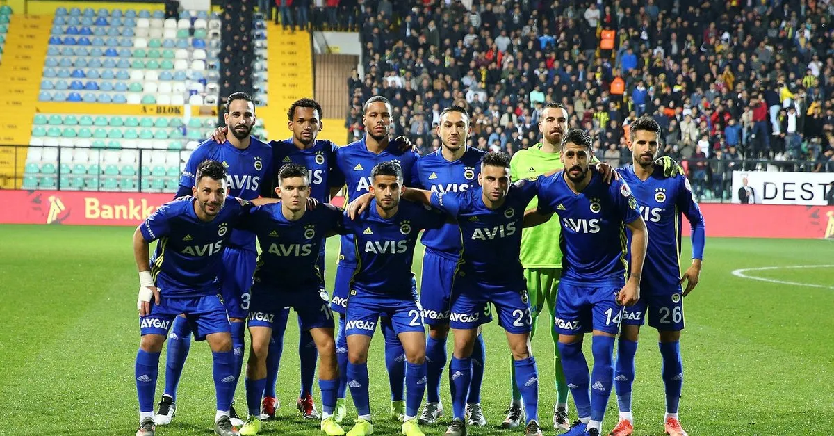 Fenerbahce Nin Yedekleri Galatasaray Yedek Kulubesinin 3 Kati Spor Haberi