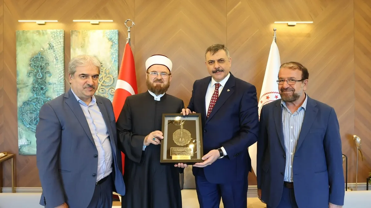 Bakan Çiftçi, Dünya Müslüman Alimler Birliği Başkanı Karadaği ile görüştü Bakan Çiftçi, Dünya Müslüman Alimler Birliği Başkanı Karadaği ile görüştü