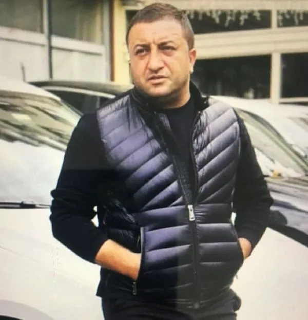 sivasta-dehsete-dusuren-olay-sirtindan-vurdular-yetmedi-dovduler-1699606916076.jpg