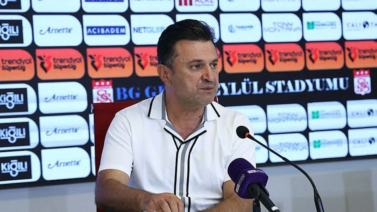 Bülent Uygun’dan Zorbay Küçük’e tepki: “Maçın hakemi küçük bir yönetim gösterdi”