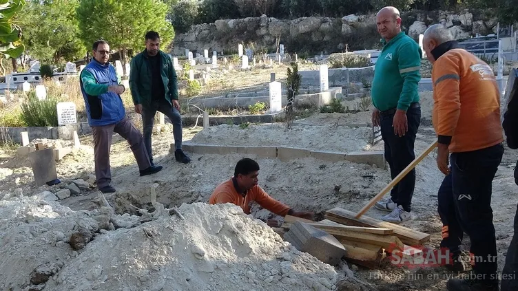 ’Çilli Bom’un bestecisi Kenan Küçüközcan 77 yaşında hayatını kaybetti! 5 kişi ile kimsesizler mezarlığına defnedildi