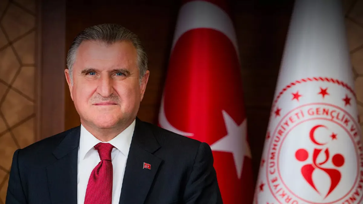 Gençlik ve Spor Bakanı Osman Aşkın Bak'tan Ziraat Bankkart'a tebrik!