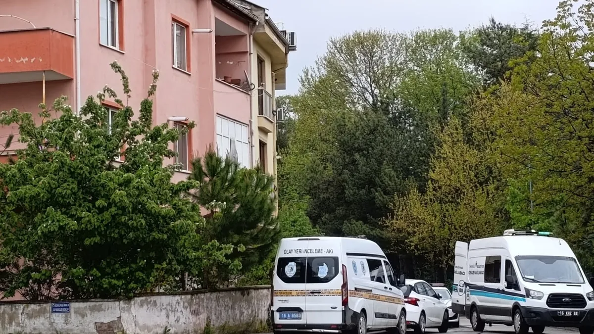 Selma öğretmenden acı haber: Yalnız yaşadığı evinde ölü bulundu! Selma öğretmenden acı haber: Yalnız yaşadığı evinde ölü bulundu!