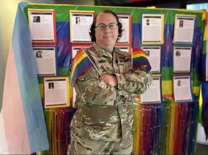 Trump trans bireylerin ordudan atılmasını istemişti: Pentagon 30 gün süre verdi