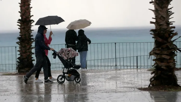 Yeni soğuk hava dalgası alarmı verildi: Donacağız! Ankara ve İstanbul’da kar için o tarih işaret edildi