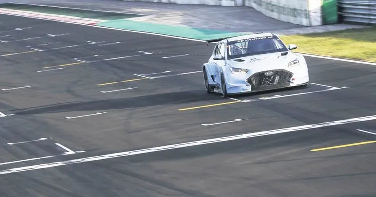 İki yeni performans otomobili geliyor