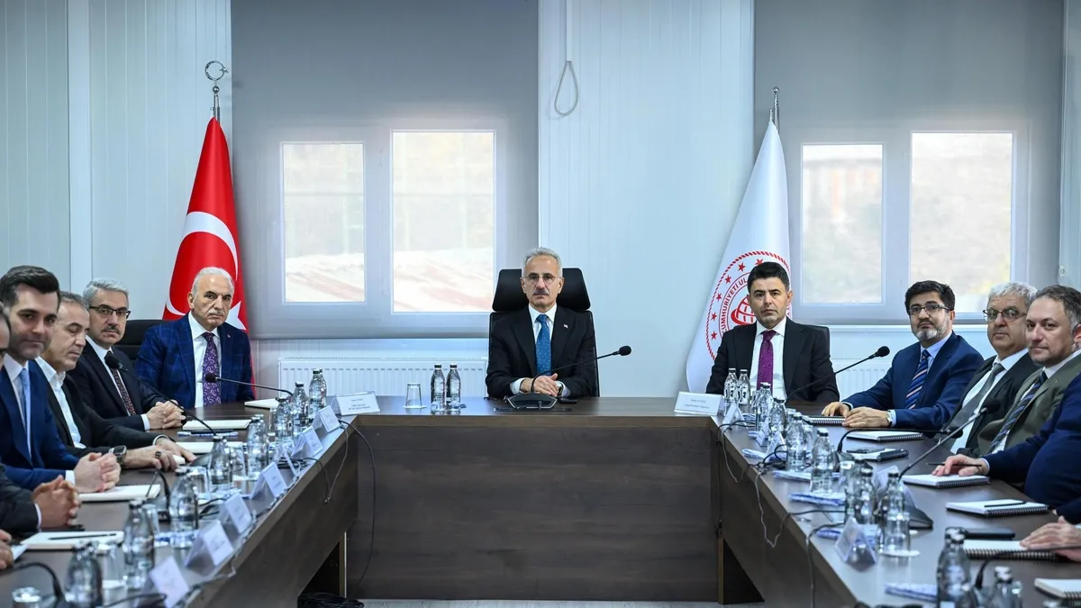 Altunizade-Çamlıca Camii-Bosna Bulvarı Metro Hattı’nda çalışmalar hızla devam ediyor Altunizade-Çamlıca Camii-Bosna Bulvarı Metro Hattı’nda çalışmalar hızla devam ediyor