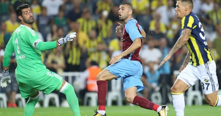 Fenerbahçe tribünlerinden Volkan Demirel’e tepki!