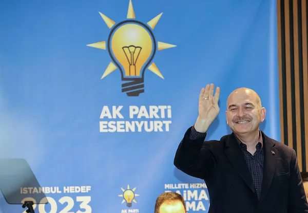 Son dakika: Bakan Soylu'dan Kılıçdaroğlu'na zor soru! İki büyükelçiden hangisi sattı, kime sattı?