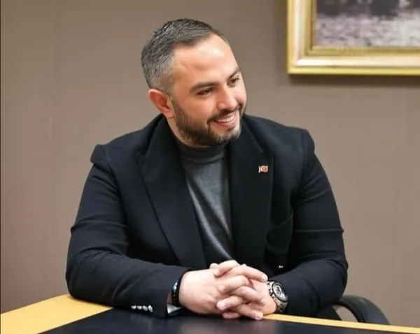 beykoz-belediye-baskan-yardimcisi-melih-karakaya-istifa-etti-1757670784493.jpg SON DAKİKA... CHP'li Beykoz Belediye'sinde istifa depremi: Başkan Yardımcısı Melih Karakaya da istifa etti!