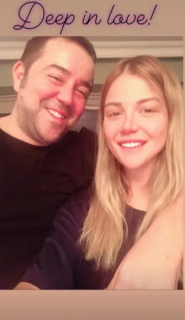 Ãnlü komedyen Ata Demirer ile Aslı Turanlı aÅklarını ilan etti