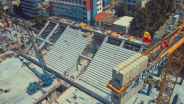 Göztepe'nin yeni stadı yükseliyor