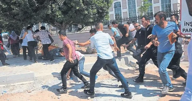 PKK yandaşları polise saldırdı