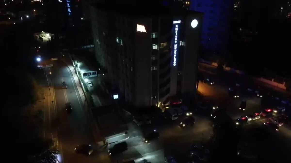 Sanal dolandırıcılar siber polisine takıldı Sanal dolandırıcılar siber polisine takıldı