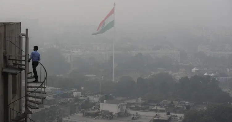 Hindistan’da ‘şiddetli’ hava kirliliği alarmı: Dördüncü aşama eylem planı devreye sokuldu